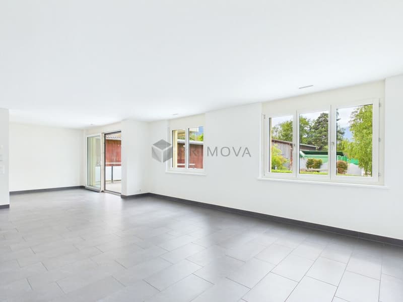 Hochwertig renovierte 4.5 Zimmer-Wohnung mit sonniger Südterrasse in Trimmis (6)