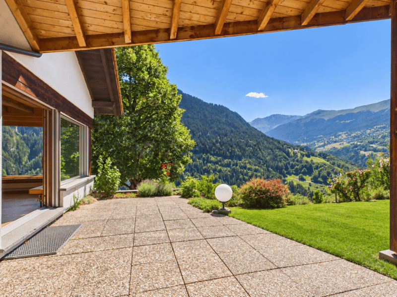 Besondere Wohnlage mit traumhaften Bergblick (3)