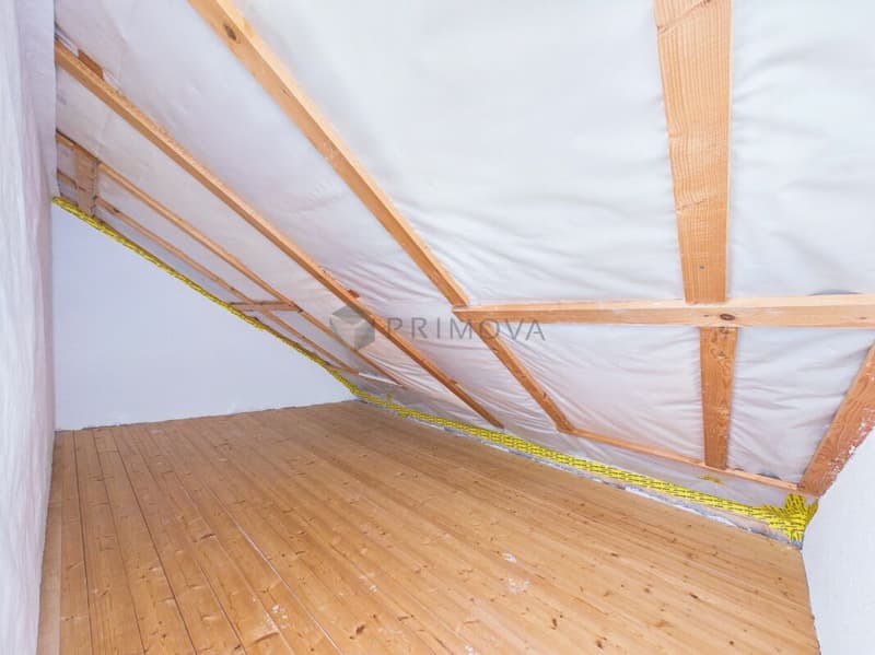 5.5 Zimmer-Dachwohnung mit Galerie und Loggia (12)