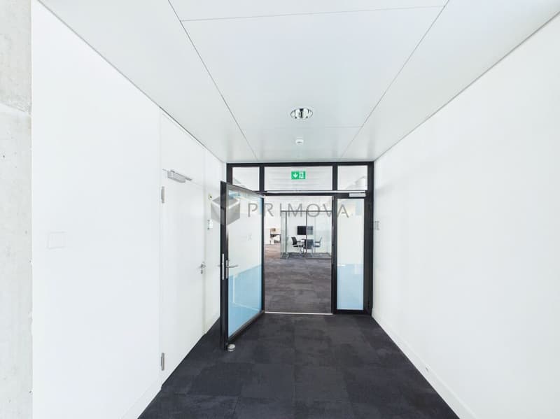 Repräsentative Bürofläche an bester Lage in Zürich-Oerlikon (8)