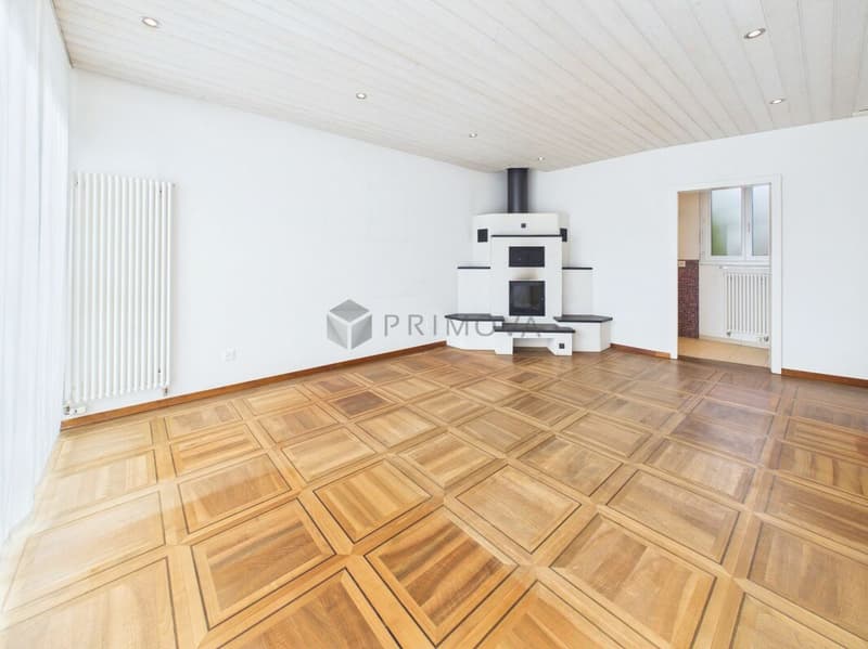 Einzigartig - Zentrales Wohnen im Herzen Niederurnen mit unverbaubarer Aussicht (5)