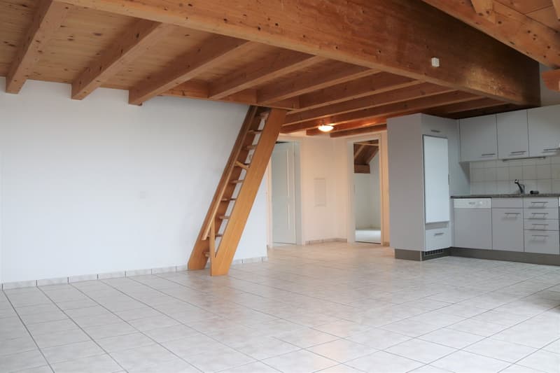 Moderne 3.5-Zimmer Wohnung mit Galerie (2)