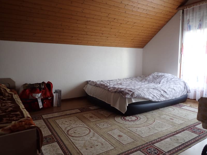 gemütliche 3.5-Zimmer-Dachwohnung mit Kamin (8)