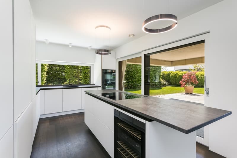 Moderne Gartenwohnung mit Teilseesicht (3)