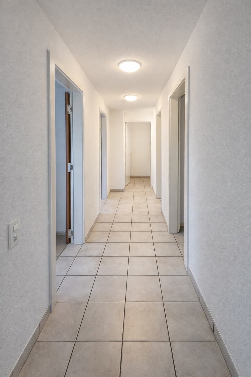 Spazioso e Affascinante 3.5 Locali con Grande Balcone e Parcheggio! (4)
