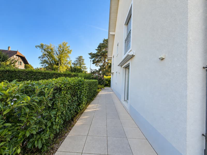 Un appartement rare au cœur de Founex (15)