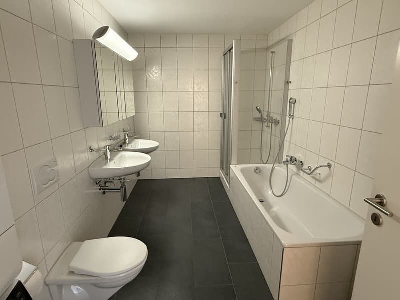 Badezimmer.jpeg