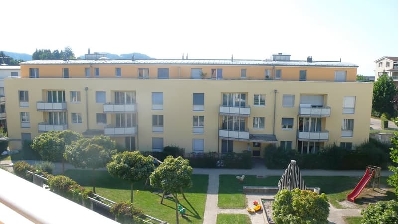 Aussenansicht_Sommer_Haus_2022.JPG