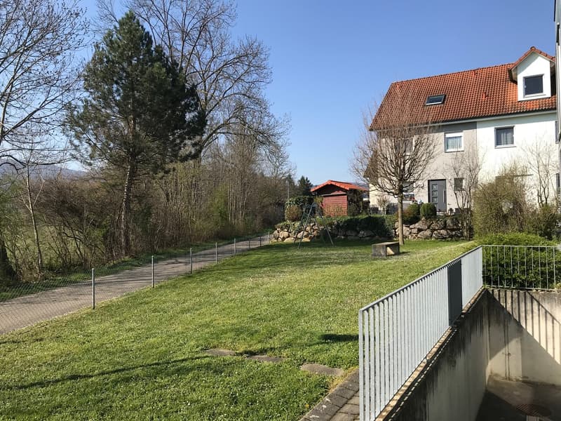 Appartamento moderno 3 locali in mansarda in una zona tranquilla di Therwil (13)