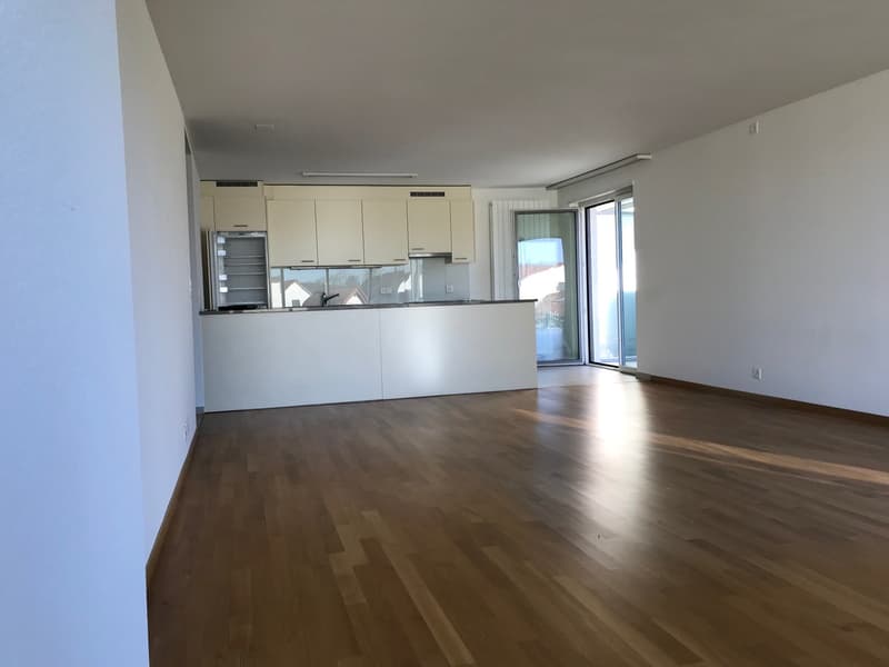 Appartement lumineux 3.5 pièces avec balcon à Therwil (3)