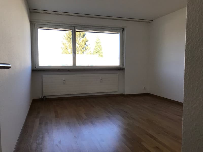 Appartement lumineux 3.5 pièces avec balcon à Therwil (7)