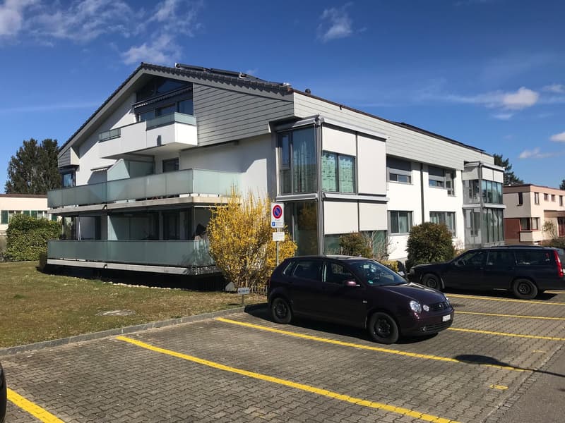 Appartement lumineux 3.5 pièces avec balcon à Therwil (12)