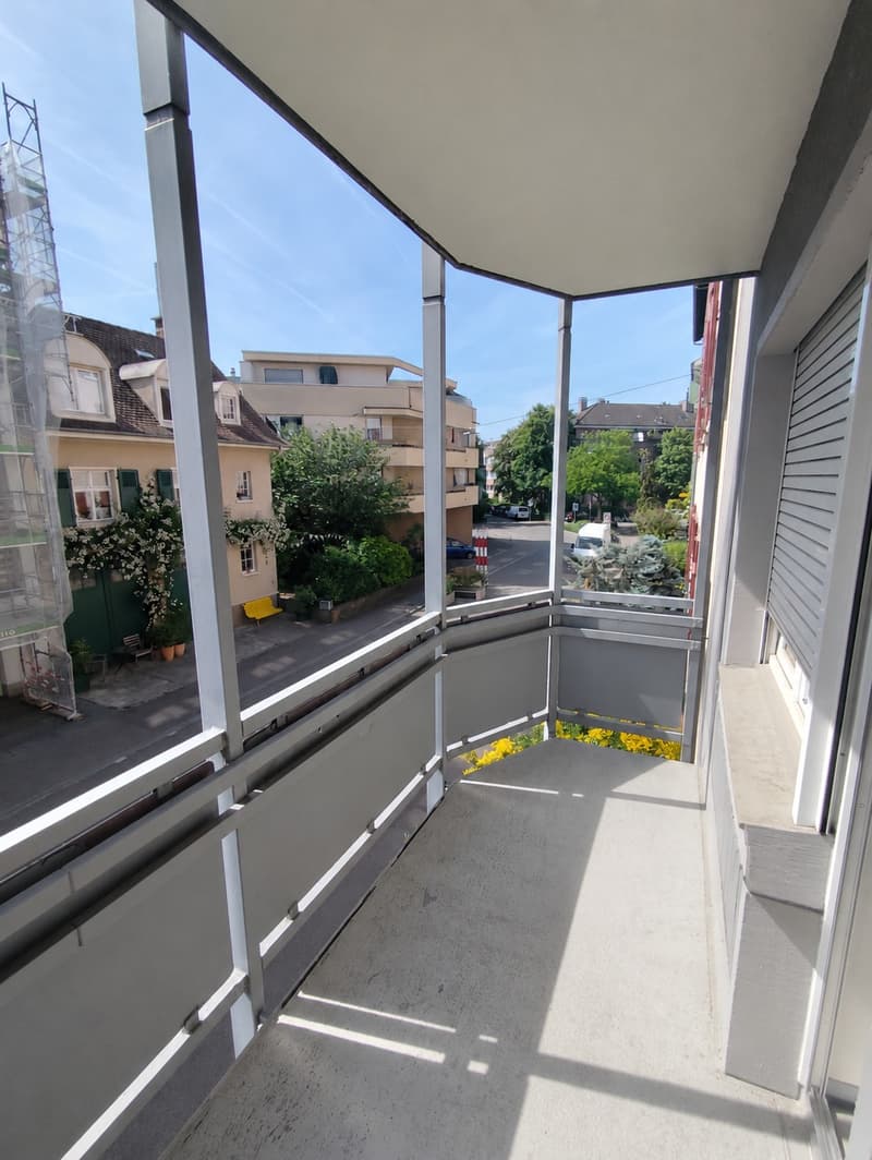 Incantevole appartamento di 2 camere con due balconi a Basilea (7)
