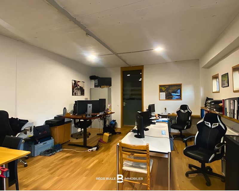 Bulle - atelier et/ou bureaux à louer (2)