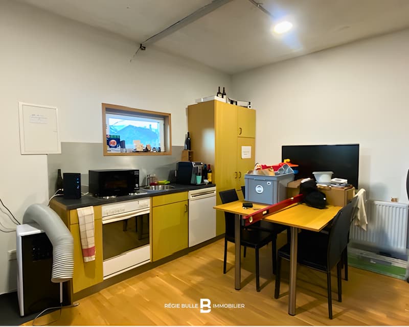 Bulle - atelier et/ou bureaux à louer (3)