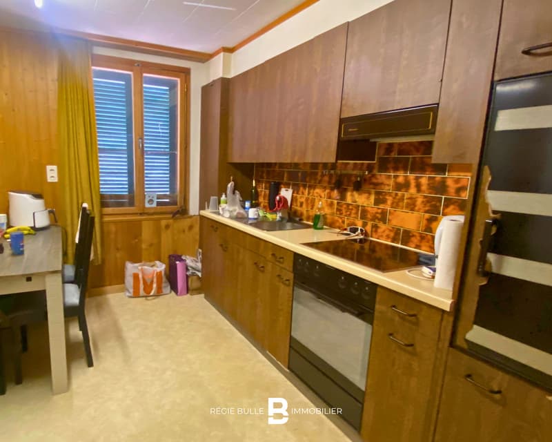 St. Stephan - Appartement de 3 pièces à louer (2)
