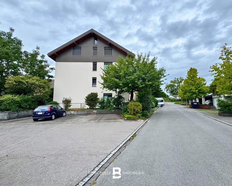 Bel appartement de 4,5 pièces avec jardin privatif (8)