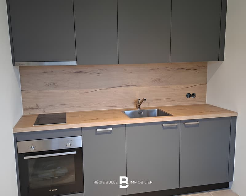 Rossens - Beau local commercial à louer (3)