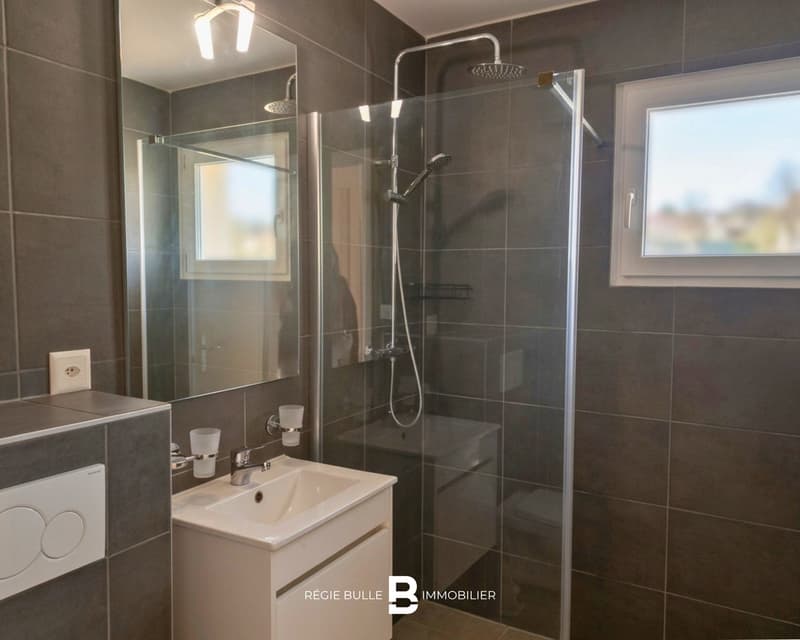 Pringy - Très bel appartement de 3.5 pièces à louer (4)