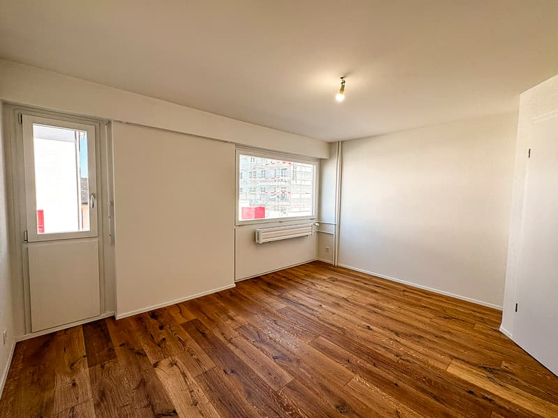 BROC - Magnifique appartement de 4.5 pièces entièrement rénové (6)