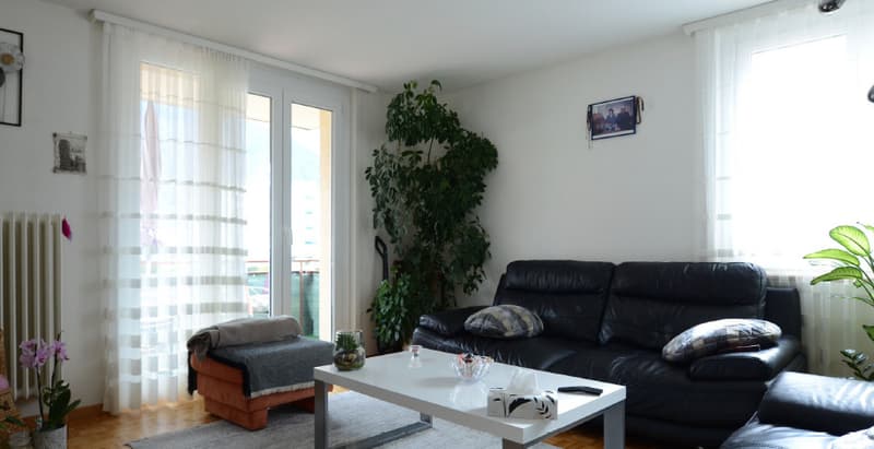 Appartement de 4.5 pièces au 1er étage, 2 balcons et garage individuel (3)