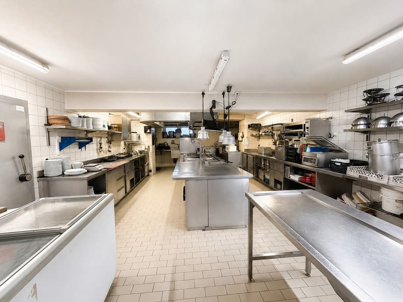 Magnifique restaurant au cœur de Château-d’Œx – Buffet de la Gare (6)