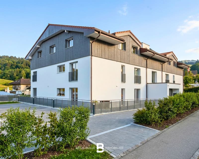 Pringy - Très bel appartement de 2.5 pièces au rez-de-chaussée à louer (1)