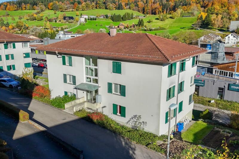Vivere nel centro di Oberdiessbach - appartamento di 4,5 locali, pronto per un nuovo splendore grazie al vostro impegno personale (29)