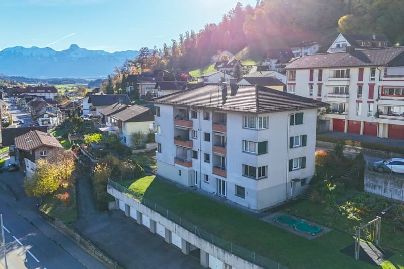 Vivere nel centro di Oberdiessbach - appartamento di 4,5 locali, pronto per un nuovo splendore grazie al vostro impegno personale (27)