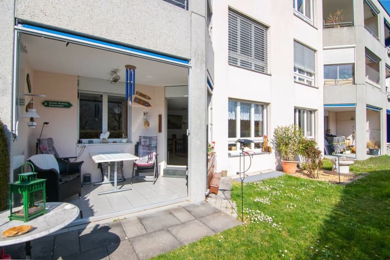 Natura e vicinanza alla città - appartamento 3,5 locali ben mantenuto con giardino invernale, balcone & posto auto a Stettlen (16)