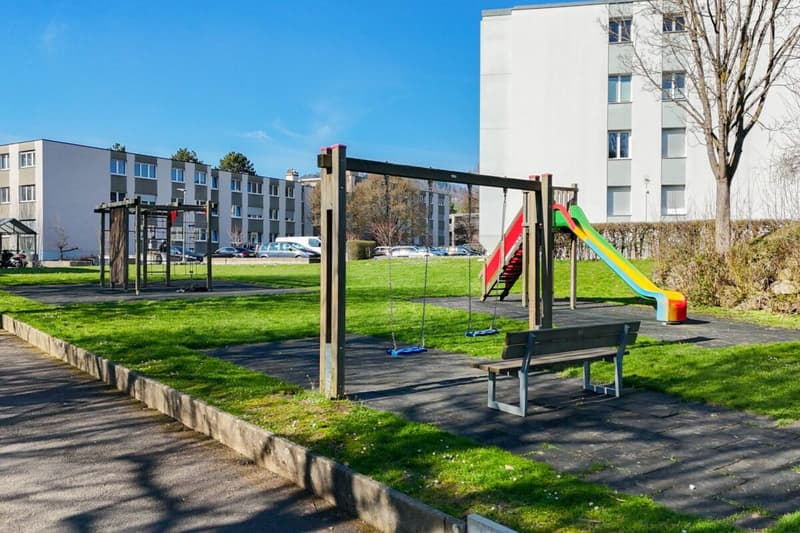 Natura e vicinanza alla città - appartamento 3,5 locali ben mantenuto con giardino invernale, balcone & posto auto a Stettlen (20)
