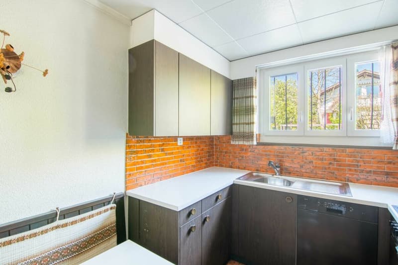 Detached 8.5 room single or two-family house with space and time for your family life and personal ideas! (6)