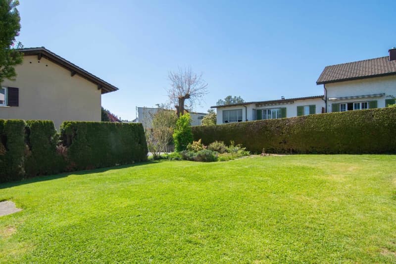 Detached 8.5 room single or two-family house with space and time for your family life and personal ideas! (16)