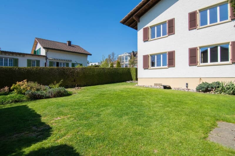 Detached 8.5 room single or two-family house with space and time for your family life and personal ideas! (18)
