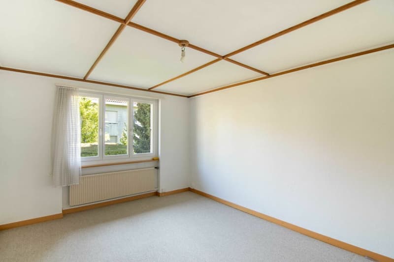 Detached 8.5 room single or two-family house with space and time for your family life and personal ideas! (9)