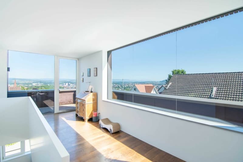 Jewel of a home with a dreamy panoramic view at the highest level in Spiegel (14)