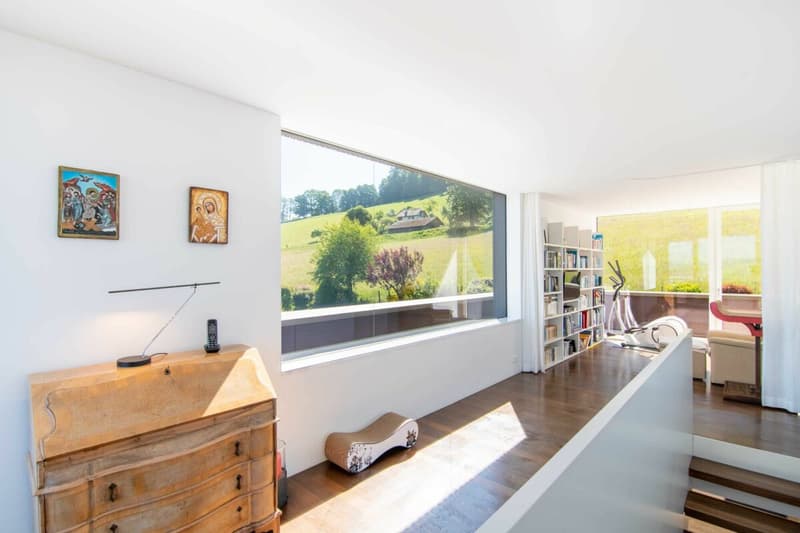 Jewel of a home with a dreamy panoramic view at the highest level in Spiegel (12)