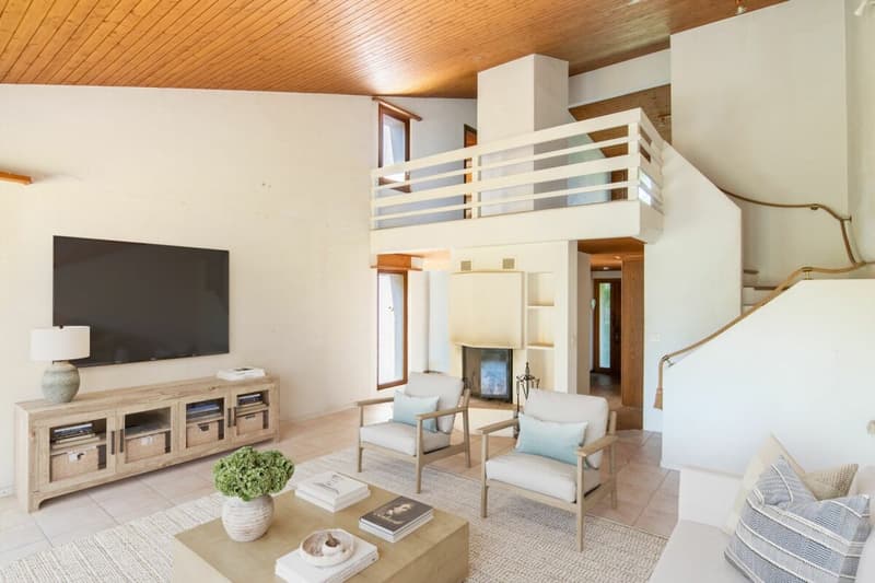Sanierungsobjekt mit grossem Neu- oder Umbaupotenzial: 5.5-Zimmer Einfamilienhaus nur 10 Gehminuten vom Bielersee! (4)