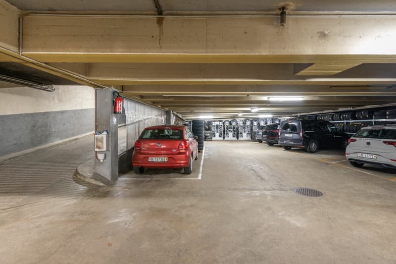 Gewerbeliegenschaft mit Einstellhalle an Toplage in Bern - vielseitig nutzbar & perfekt erschlossen (11)