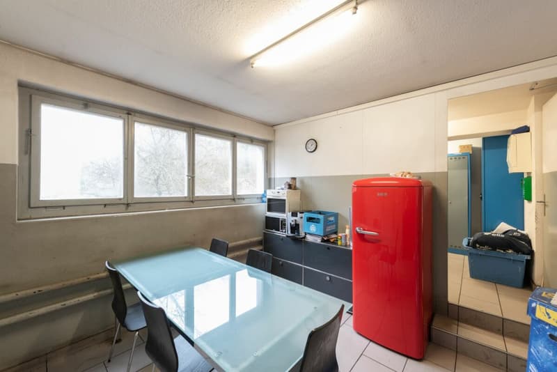Gewerbeliegenschaft mit Einstellhalle an Toplage in Bern - vielseitig nutzbar & perfekt erschlossen (10)