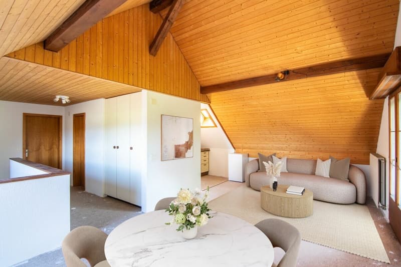Freistehendes Zweifamilienhaus mit vielseitigem Raumangebot und Atelier (9)