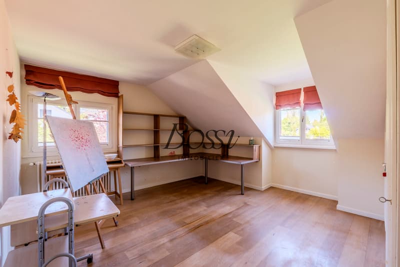 Maison de caractère, dans un écrin de verdure à l'abri des regards (9)