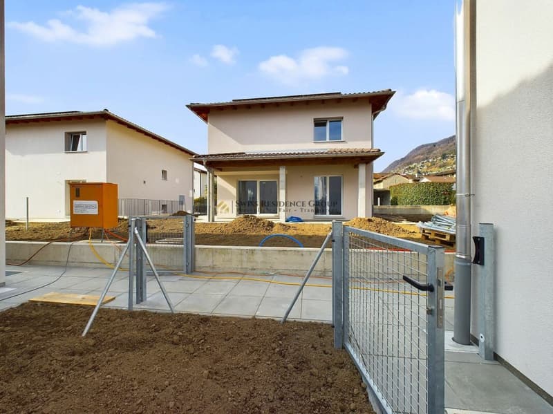 Esclusiva Casa Unifamiliare a Cugnasco 256 m2 (2)