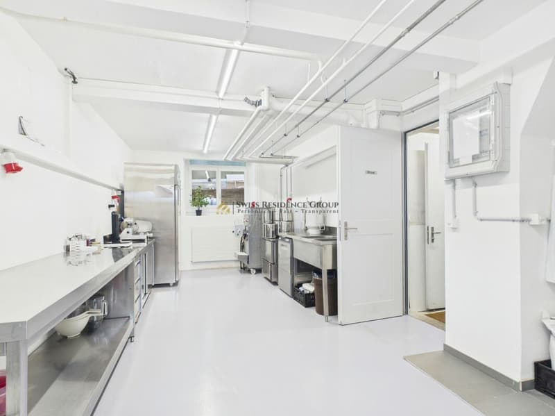 Espace de gastronomie prêt à être occupé avec terrasse dans un excellent emplacement zurichois (9)