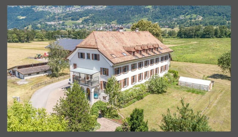 Propriété bien entretenue avec un rendement élevé (10,7%) et vue sur les montagnes (3)