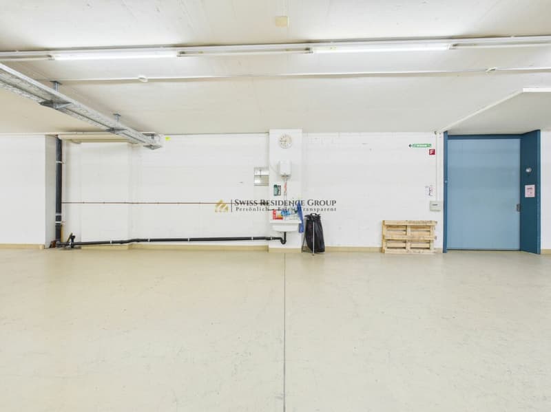 Ampio spazio di stoccaggio in una posizione centrale a Winterthur (3)