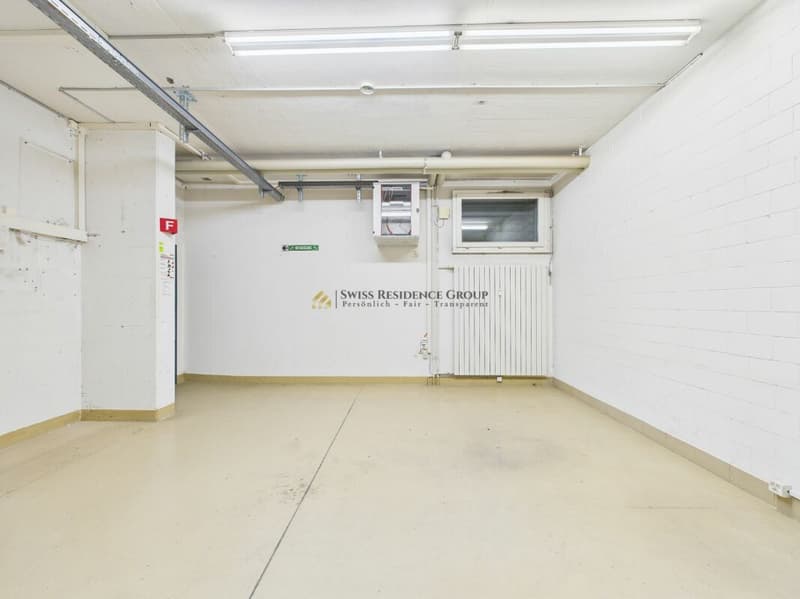 Ampio spazio di stoccaggio in una posizione centrale a Winterthur (6)