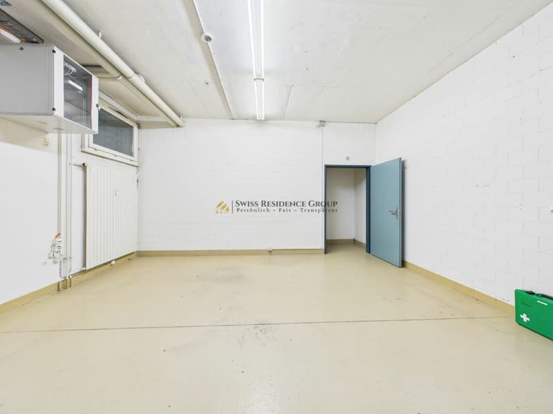 Ampio spazio di stoccaggio in una posizione centrale a Winterthur (5)