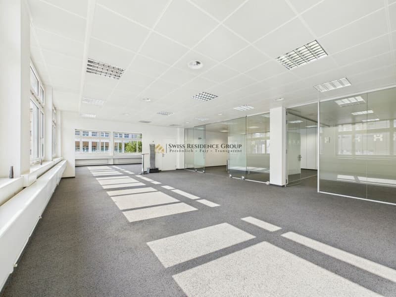Locali di ufficio e formazione moderni vicino alla stazione (3)