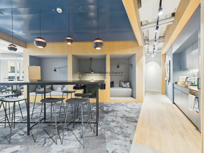 Ufficio attrezzato in posizione centrale con concetto di coworking ben pensato (17)